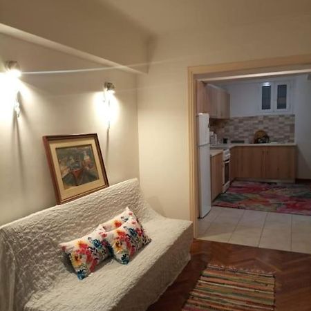 Romantic Apartment Ideal For Women! Athena Bagian luar foto
