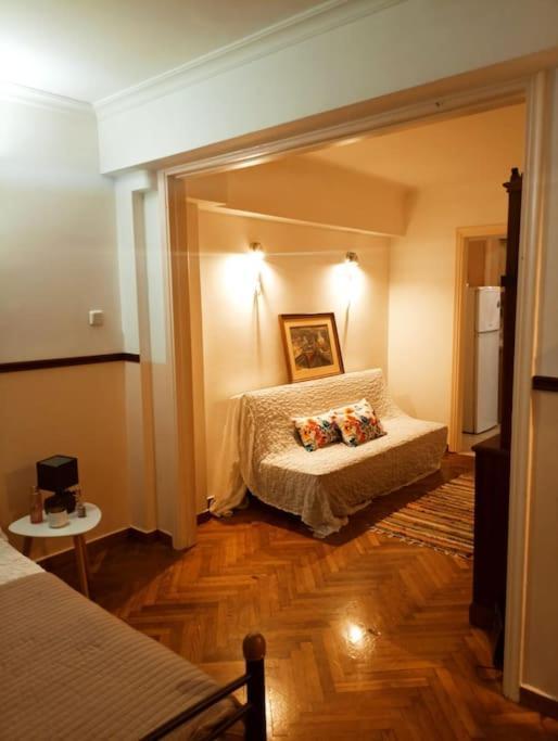 Romantic Apartment Ideal For Women! Athena Bagian luar foto