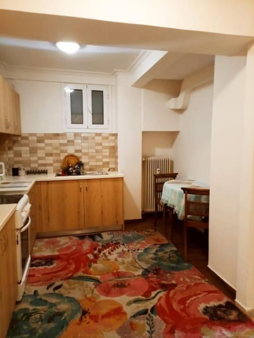 Romantic Apartment Ideal For Women! Athena Bagian luar foto